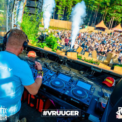 DJ Jan @ Sunrise Festival - #VRUUGER area