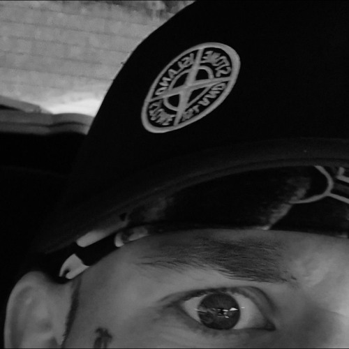 S T O N E  I S L A N D