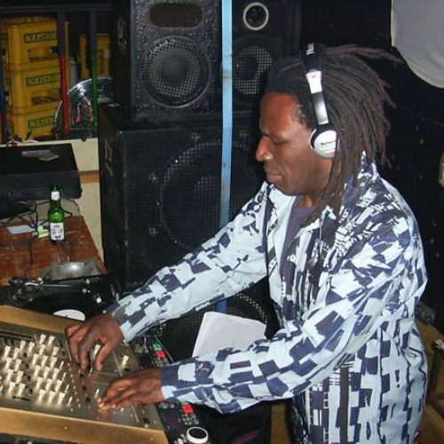 Easygroove - Technodredd '8 - A DREDD Full Of JUNGLE' Studio Mix - May / June 1992