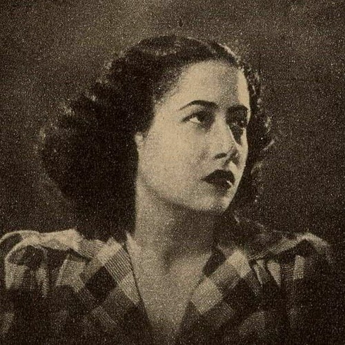 نسيتني أيامي بين الأسى والشجن .. وحتى أحلامي ظالمني فيها الزمن