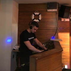 Tech house vibes