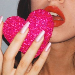 Kamila Ft. Urielle - Más Allá