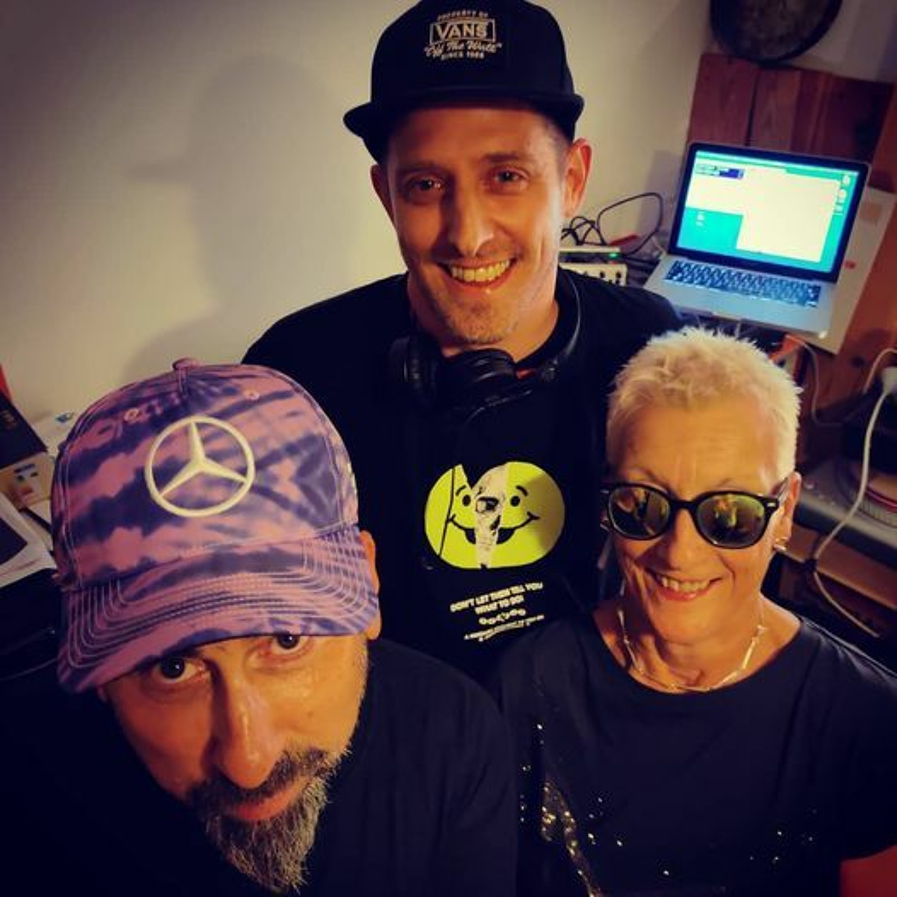 ThermoBee presents Live From Hackney