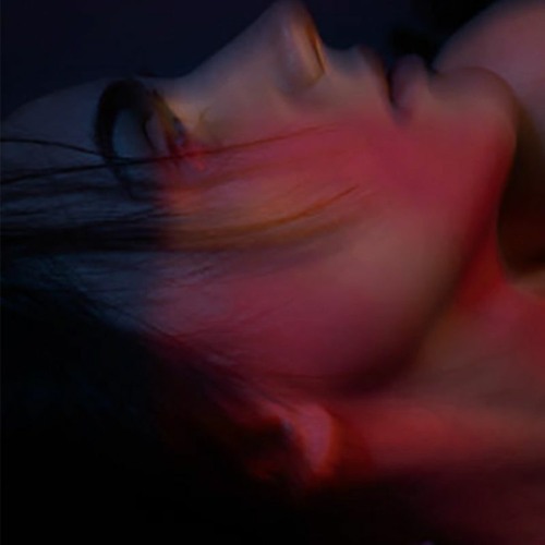 premiere | Naeiiv - Tausend Momente | Siamese