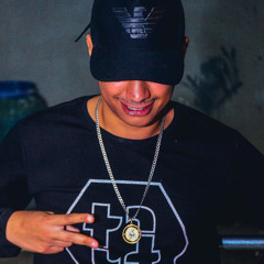 MC´S MONIK E PL ALVEZ = DENTRO DO CARRO O BICHO VS ELA PEDE QUE EMPURRA PEDE QUE BOTA