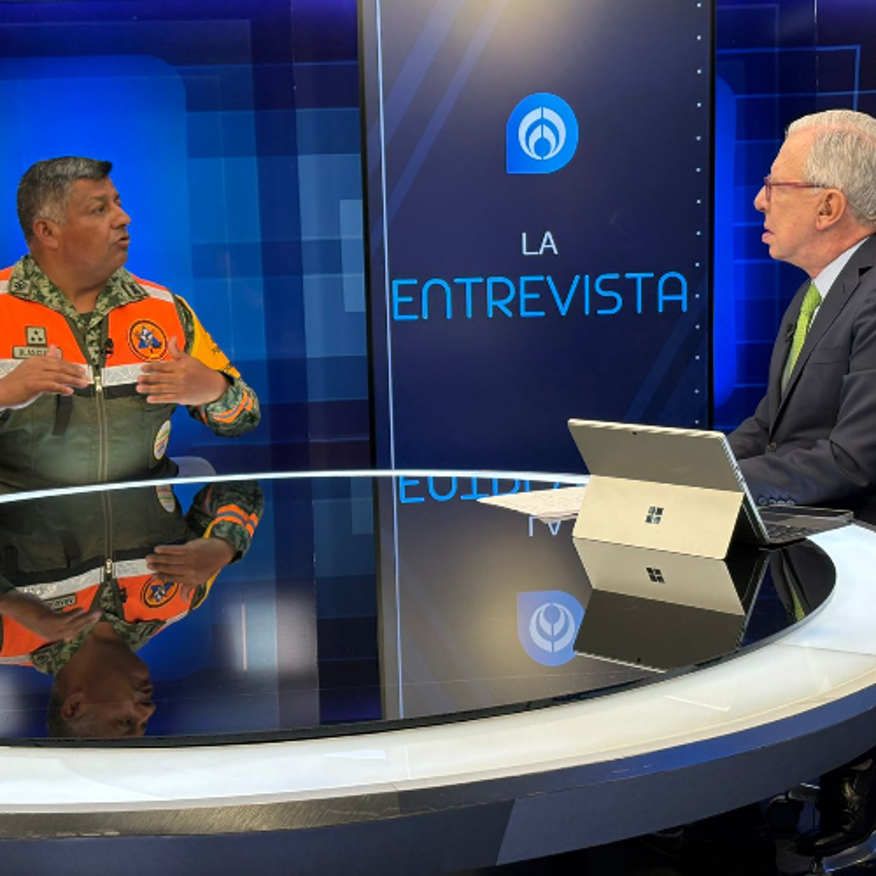 Así rescataron con vida a dos trabajadores atrapados en una mina en Sinaloa