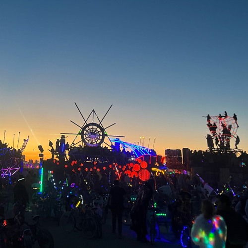 Burning Man 2022 mashup_Manolesso