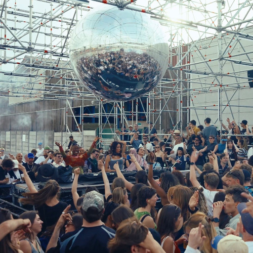 Stream GIRLS DON'T SYNC (LIVE) @ HANGAR FESTIVAL, BRUSSELS by Girls Don ...