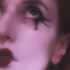 v lesu est reka v kotoroi mozhno zhit