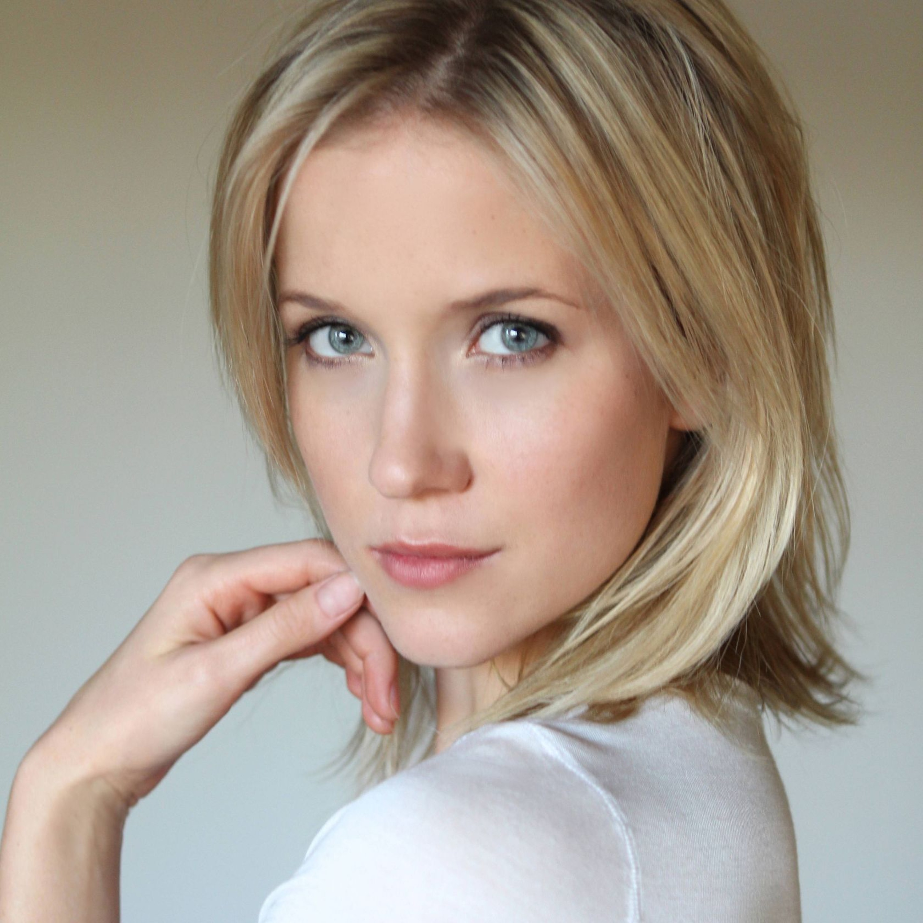 The Frank MacKay Show - Jessy Schram