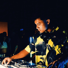 Slugg Opening Set DJ Contest