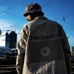 Tanz in Frankfurt Residency: Colomba