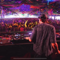 Bitches wanna - unreleased ID from ayybo set