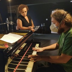 LEARNING TO LISTEN #1 | Portuguese