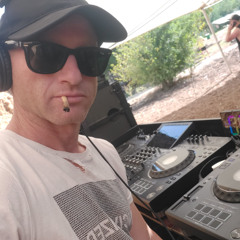 Short version of my opening set at sheveteva sep 27th 2025