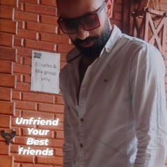 Unfriend Your Best Friends || Live Performance By Marwan Mostafa.