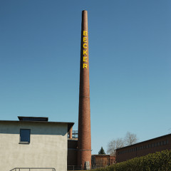 DER SCHORNSTEIN - Ein nachträgliches Abschiedslied auf den am 27. August 2013 in Sankt Ingbert gesprengten Schornstein der ehemaligen BECKER-BRAUEREI
