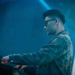 Cơm Đoàn Viên ( Nhạc Tết Căng 2025 ) - Tuta Remix - Free Download