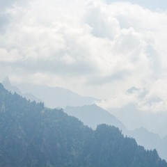 Cafe In The Clouds