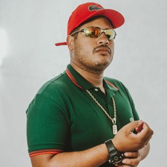 INCENDEIA VS VOU VOLTAR CURTIR O BAILE NO MORRO - FININHA DOIDA [ DJ PH SHEIK]