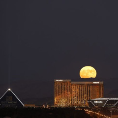 Luna Vegas (Remastered)