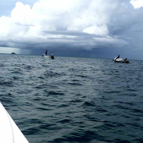 Running - Fireboy Dml ft. Ladipoe [Pakx ReMix] ✌🏽💦 2022