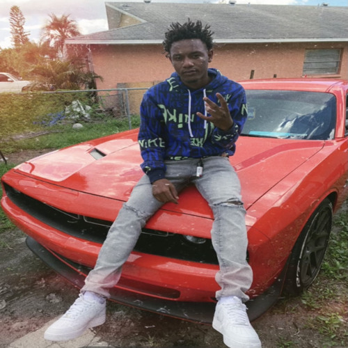 Louwop Faneto x in Here