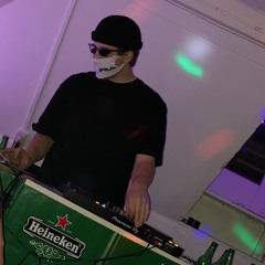 01 Ruby's Minimal Saus 02