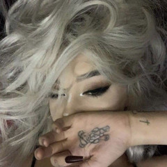 hibitch (feat. whatsaheart)