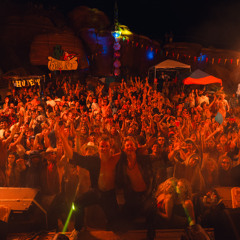 Eating Flowers @ Electric Honey 2025