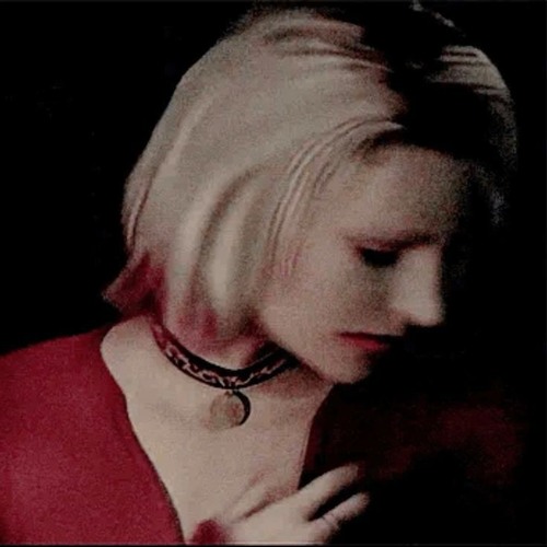 Do i look like your girlfriend? x Nope your too late i already died (Silent Hill 2)