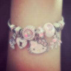 kamiyah’s wrist (jannah) *graphic content*