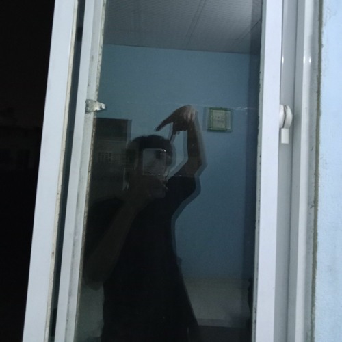 Cuấn cho anh một điếu hút rồi hai chúng ta xyz