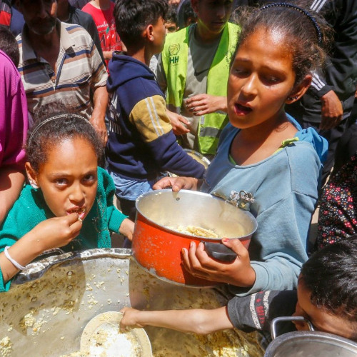 Children in Gaza are going to bed starving, says UN aid agency