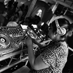 Cindy Serrato - Live Set La Mega