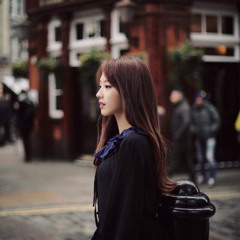 haseul singing 'let me in' on a rainy day