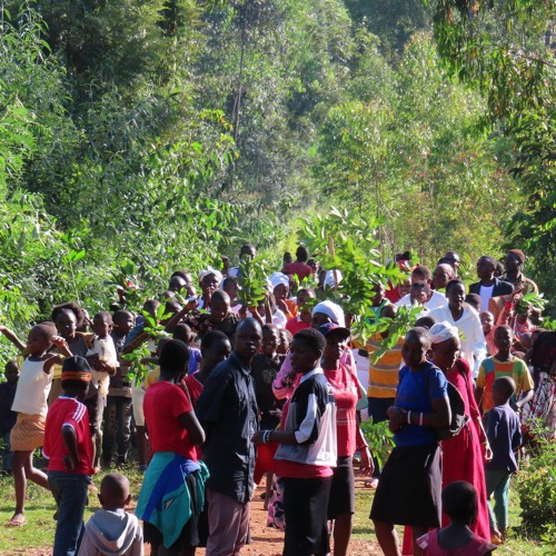 Kenyan Praise 2 - Mambo Sawa, Hakuna Mungu, Winner, Mwamba Mwamba, Final Say, We are Serving