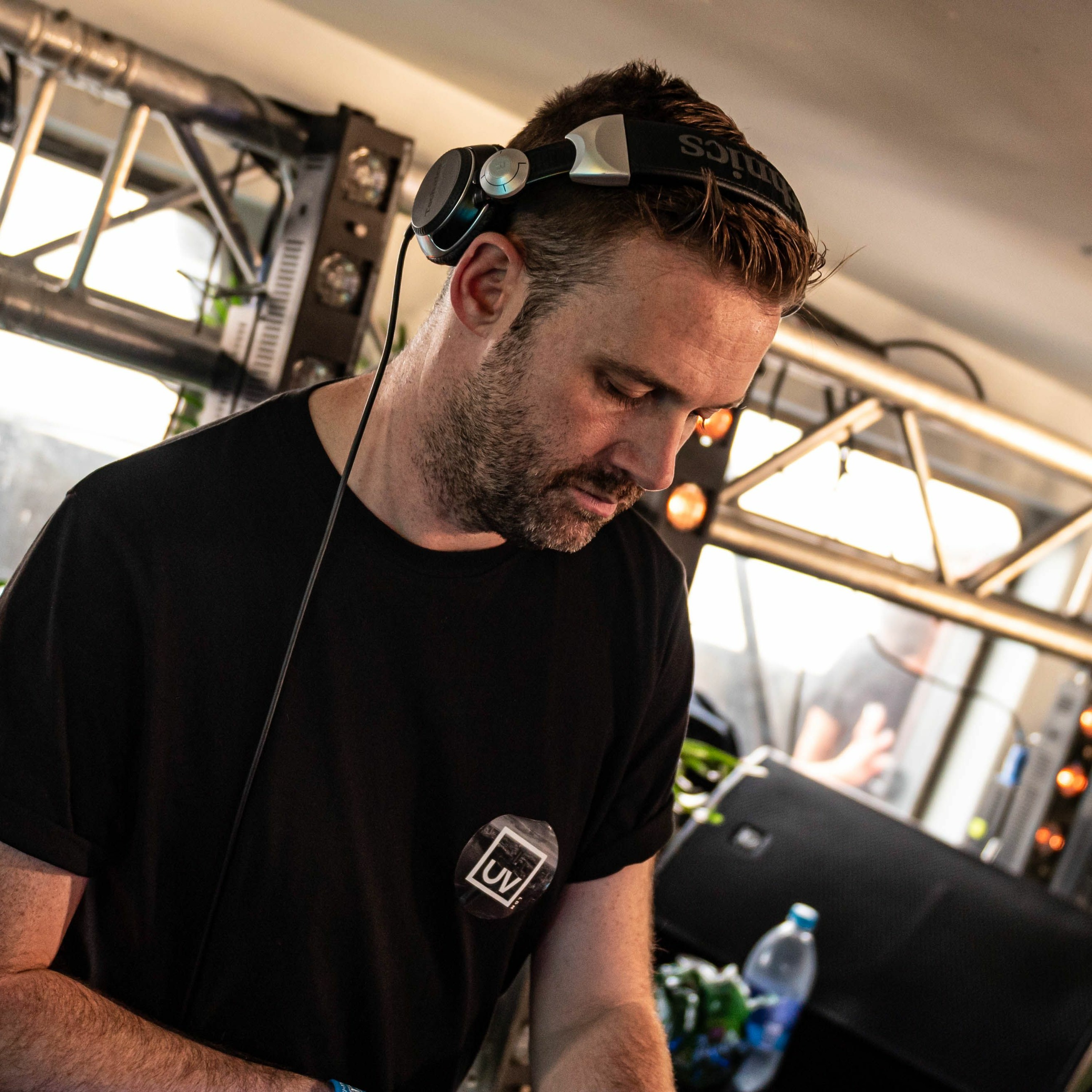 Paul Thomas presents UV Radio