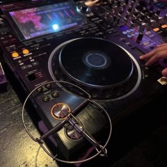 Nửa Vòng Soundcloud 2024