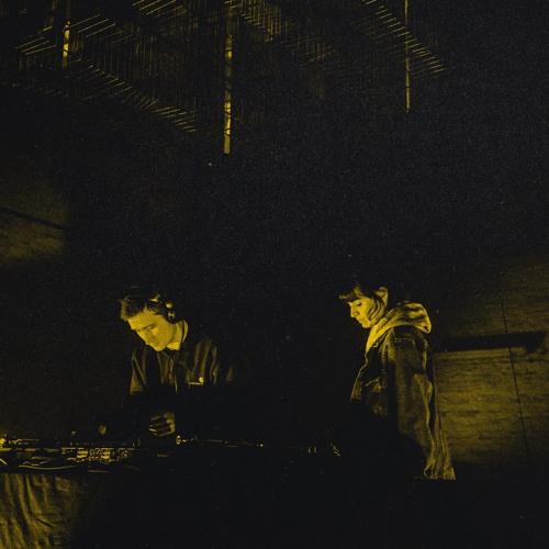 RL. 027 The Lady Machine B2B Decka