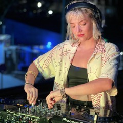 Sunday Sessions'262 | Taka