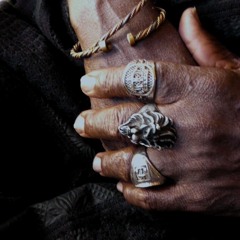 IN MY ROOM AND CHILL I ROOTS NAH HIPHOP
