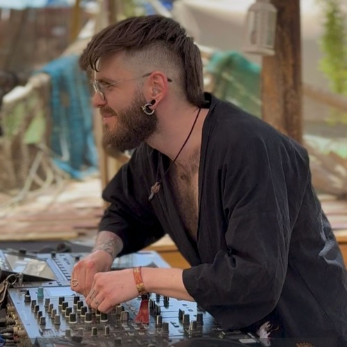 ༺ Emotional Rollercoaster ❂ Desert Bass ༻