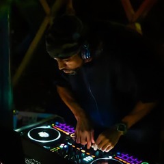 Mr.Wree Files Turn Up Tuesday Edition