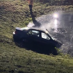 E90