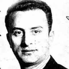 عندما تجلسُ في فجر الصباح نُصْبَ إِنداء الرياض الزاهرة