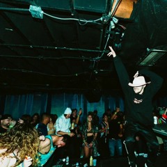 HIGH KNEE DEMON