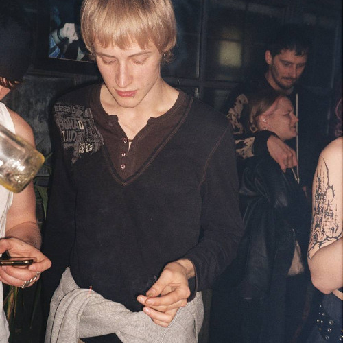 Shelter – qwqwqwqwa 11.04.25