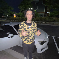 SHAKIN SHOULDERS ft. MeechGeekk & HollyHoodAhmad