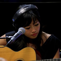beabadoobee - beaches live from 88.5FM the socal sound